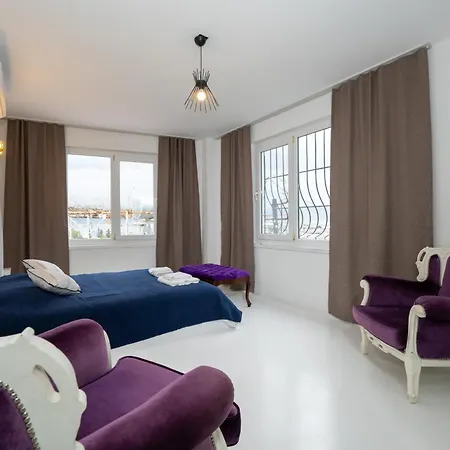 Daire Suites Oldtown *